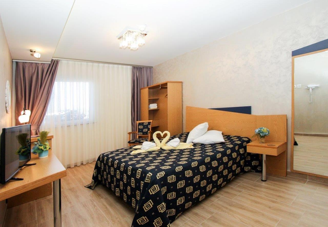 Iris Hotel Bors Esterno foto