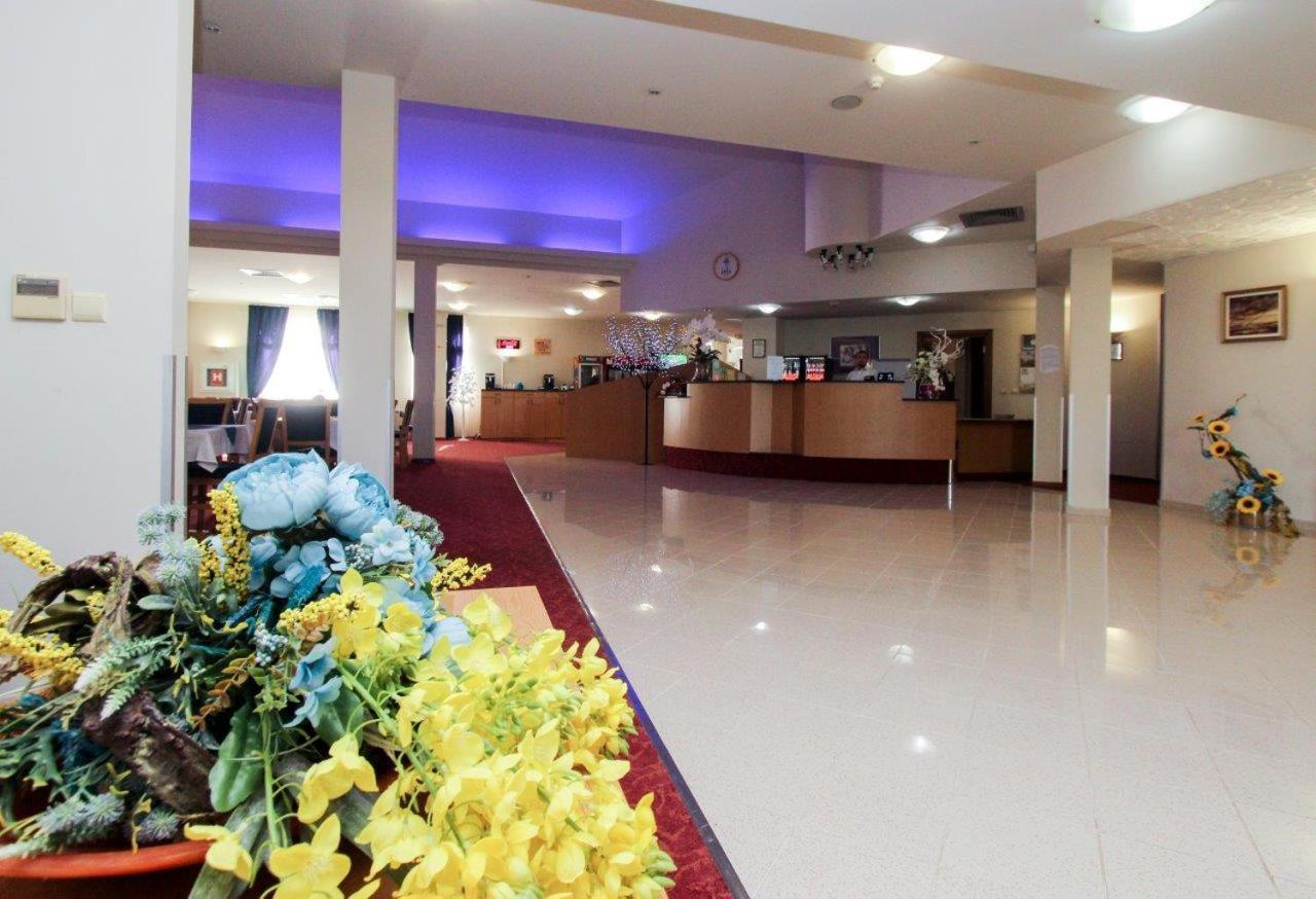 Iris Hotel Bors Esterno foto